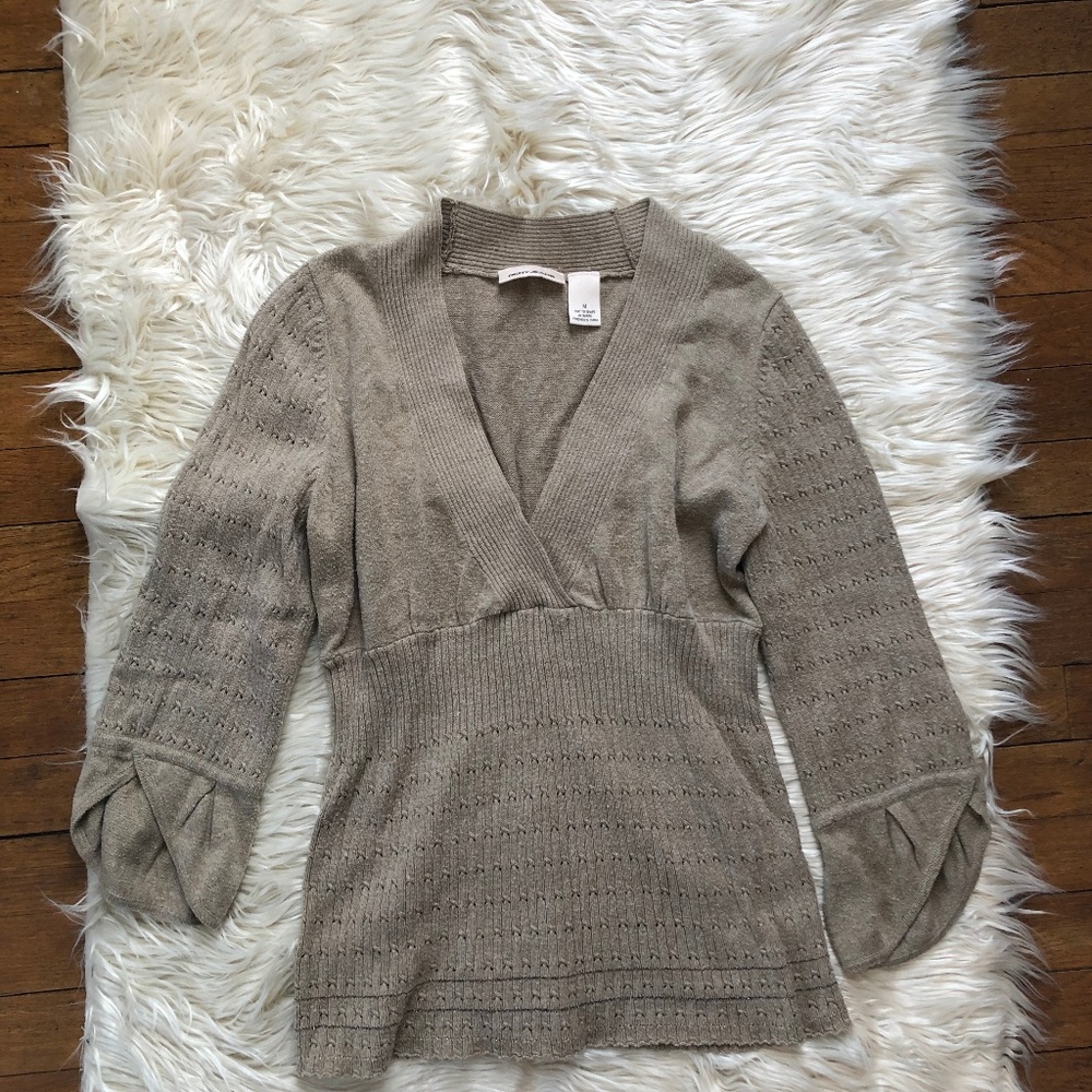 DKNY Sweater Size Medium